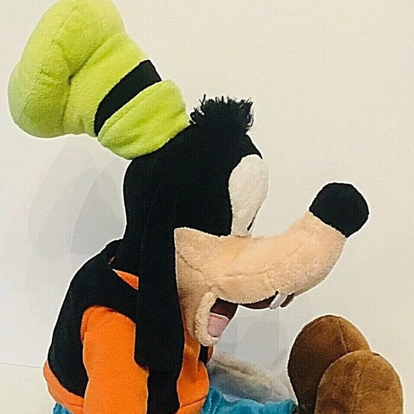 Disney Store Goofy Plush Stuffed Toy Classic Outfit Character Doll Hat 18” - Picture 10 of 16